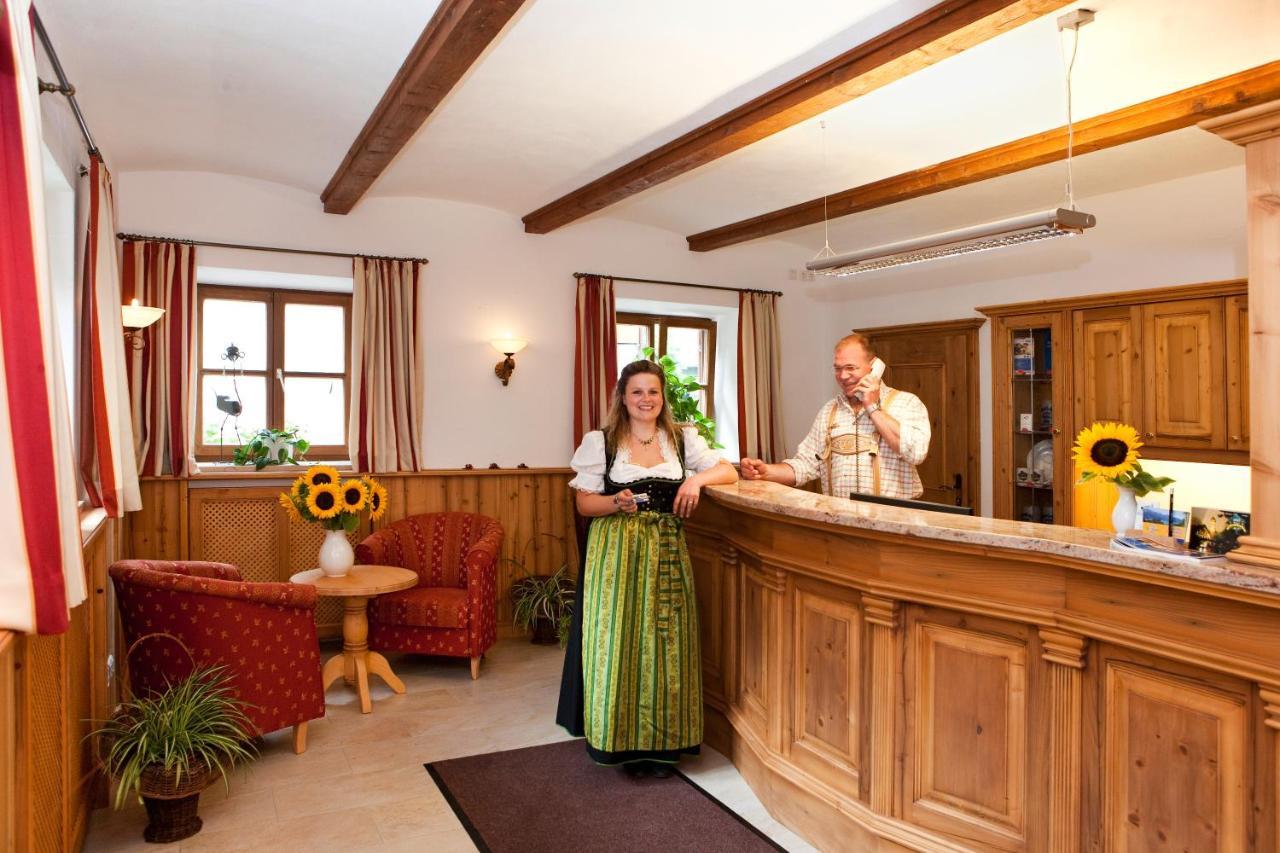 Metzgerei Gasthof Oberhauser - Hotel Zur Post 애글린 외부 사진